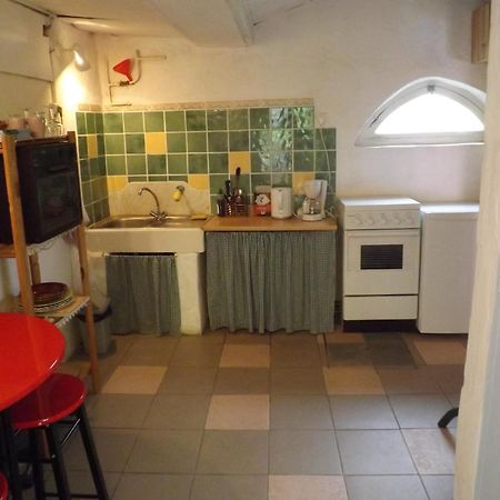 Chambre D'Hotes Oeuil De Bouc Madiran Exteriér fotografie